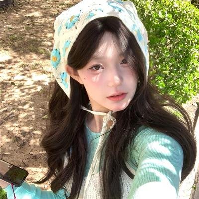 穿成炮灰女配,蔺总全家有救了